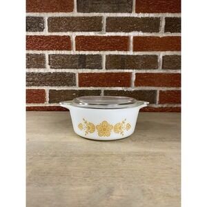 PYREX Butterfly Gold Cinderella Casserole Dish 472 1.5 Pint with Lid